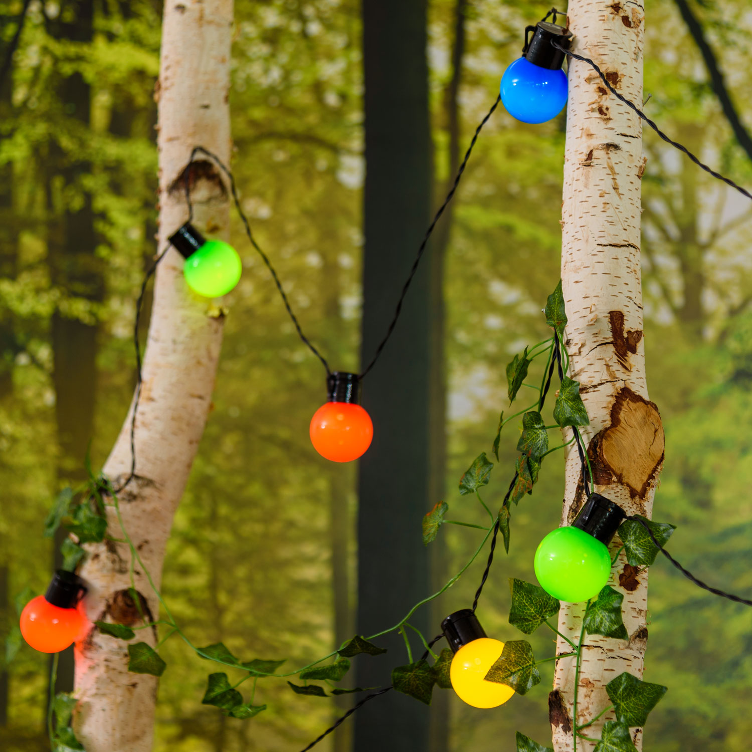 Solar Party-Lichterkette 6 m, 15 bunte Globo-Birnen Ø 50 mm, warmweiß 10 Solar Party-Lichterkette 6 m, 15 bunte Globo-Birnen Ø 50 mm, warmweiß 10