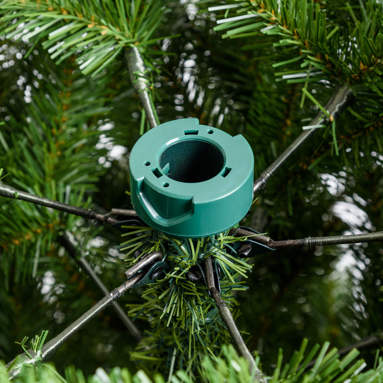 Albero di Natale Fiemme h. 230 cm, gocce di luce pixel led RGB e Bianco Caldo 6 Albero di Natale Fiemme h. 230 cm, gocce di luce pixel led RGB e Bianco Caldo 6