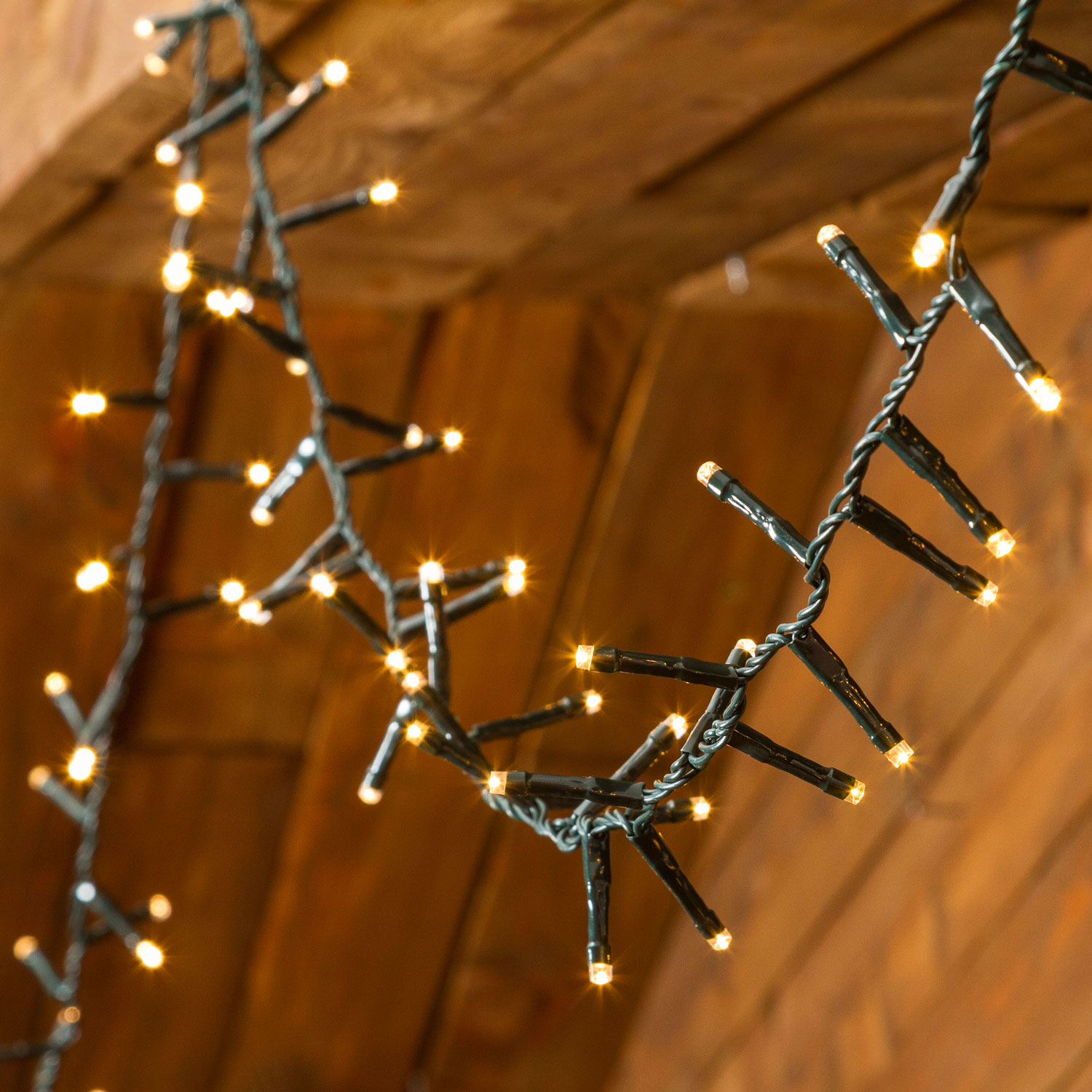 30.5m 1500 Warm White Led Mini Cluster String Lights 30.5m 1500 Warm White Led Mini Cluster String Lights