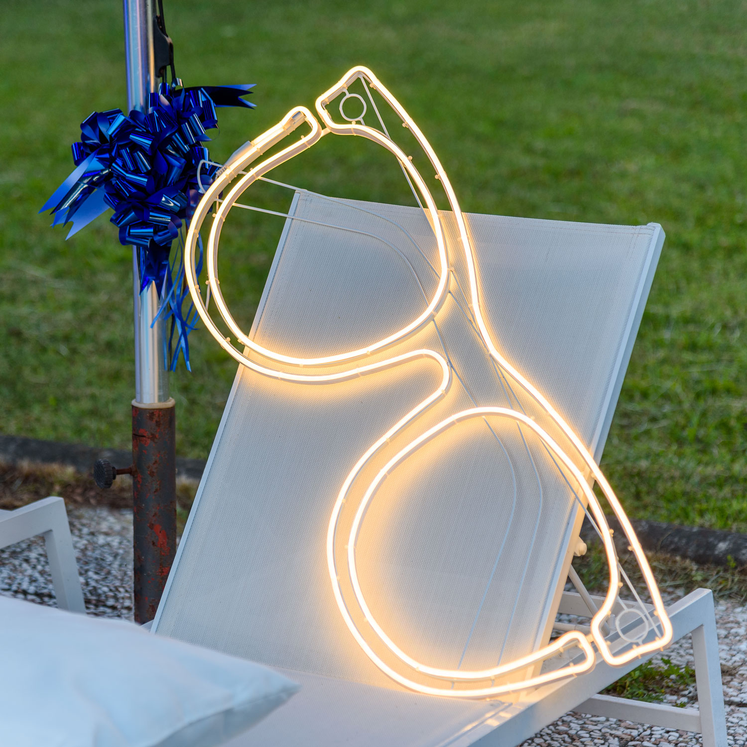 Lampada decorativa Occhiali da sole in tubo effetto neon, led bianco caldo 1 Lampada decorativa Occhiali da sole in tubo effetto neon, led bianco caldo 1