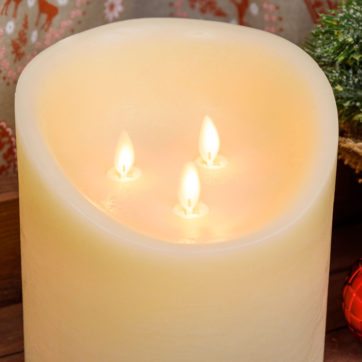 Ivory rough wax Candle, 3 flames, h 15 cm 7 Ivory rough wax Candle, 3 flames, h 15 cm 7