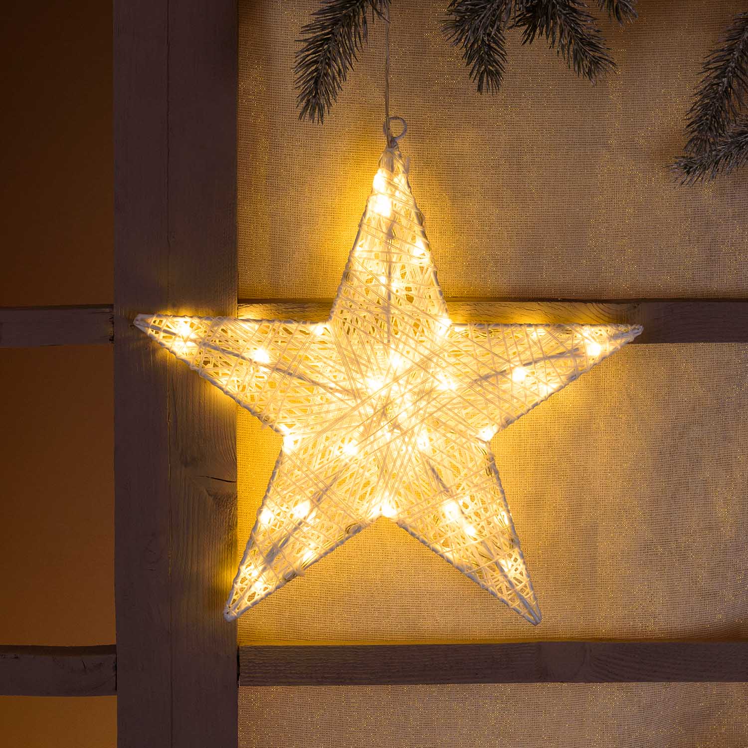 Weißer 3D-Stern Ø 35 cm, 60 Dual Color LED warmweiß und kaltweiß
 6 Weißer 3D-Stern Ø 35 cm, 60 Dual Color LED warmweiß und kaltweiß
 6