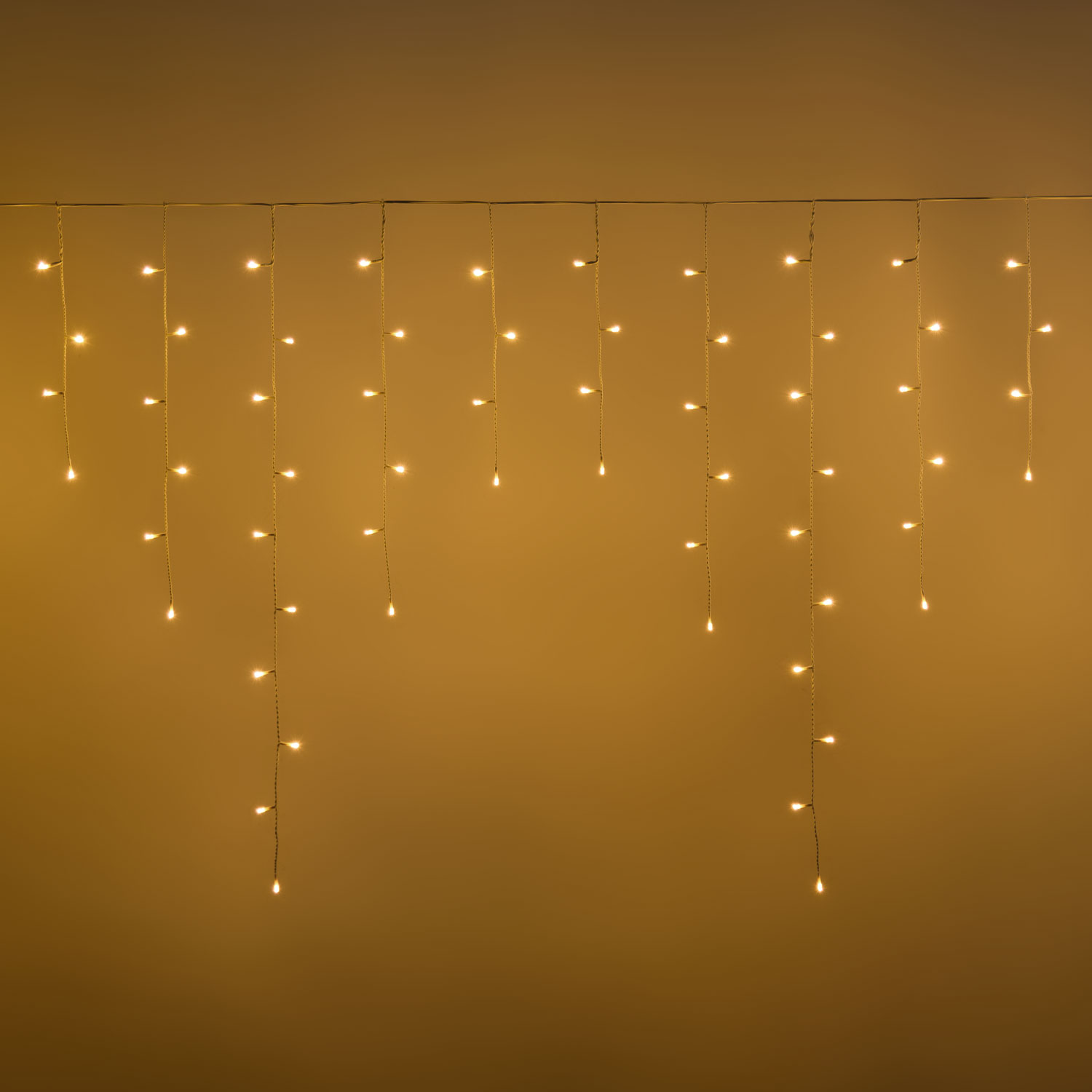 Smart Connect Eisregen-Lichterkette, 3 x h 1 m, 120 LEDs warmweiß, weißes Kabel 7 Smart Connect Eisregen-Lichterkette, 3 x h 1 m, 120 LEDs warmweiß, weißes Kabel 7