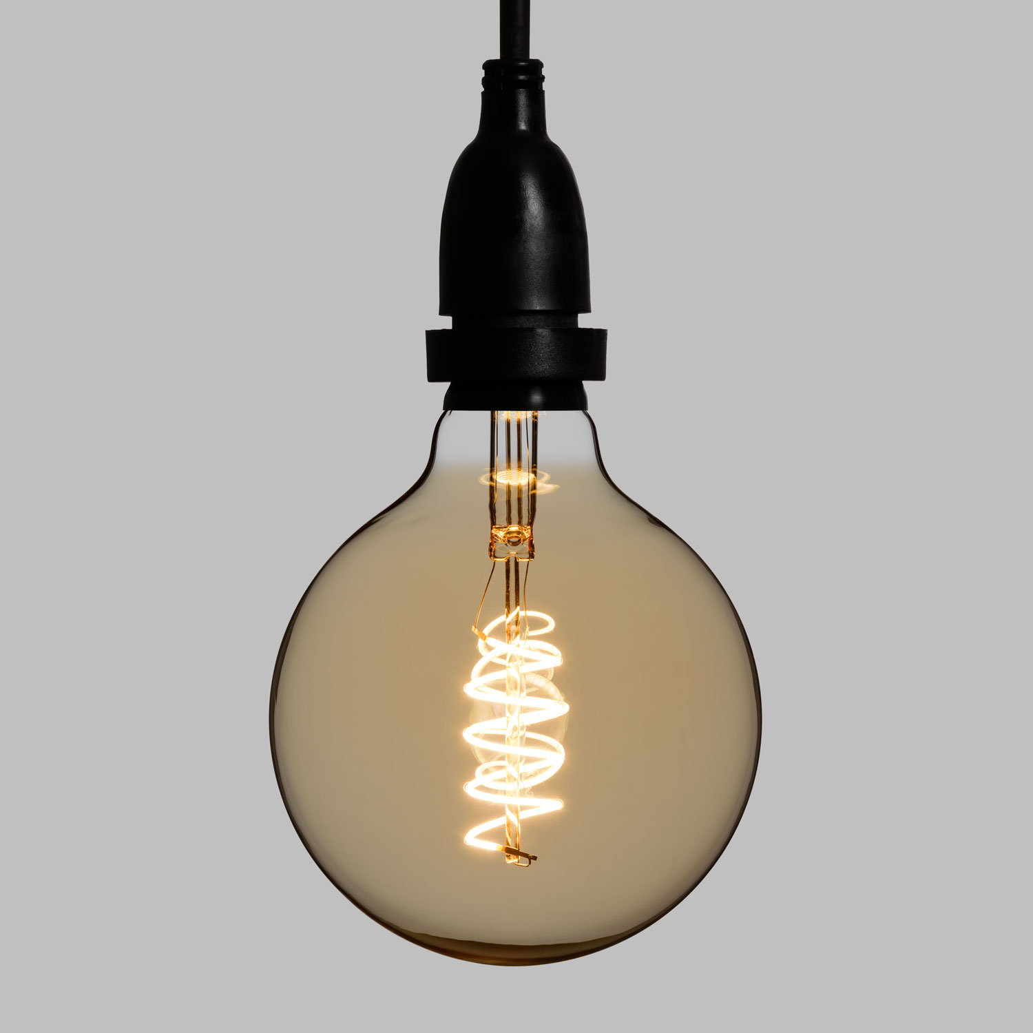 Guirnalda 5m con 8 bombillas led colgantes de 4W globo espiral Ø 125mm 4 Guirnalda 5m con 8 bombillas led colgantes de 4W globo espiral Ø 125mm 4