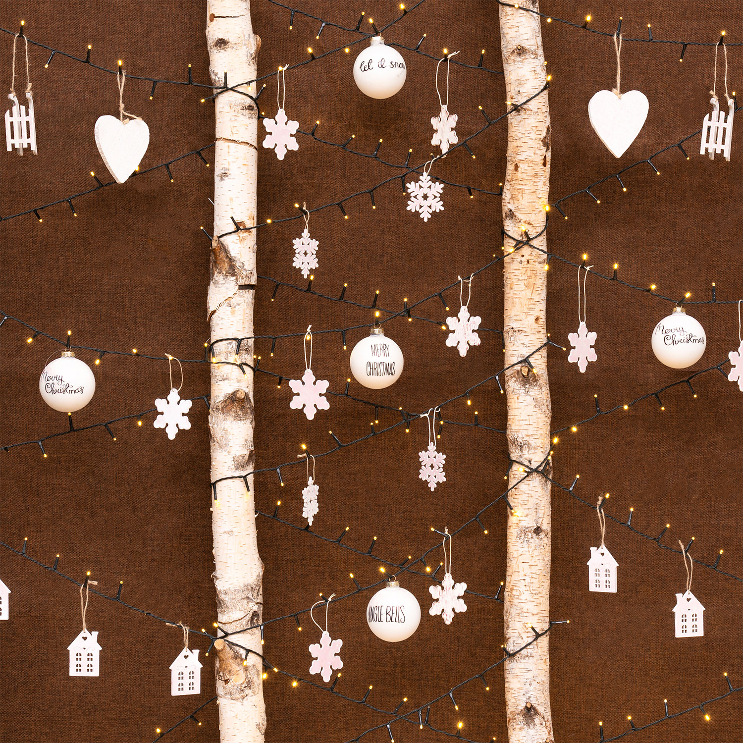 20m, 400 Warm White minileds Power Bank Lights String, Green cable 6 20m, 400 Warm White minileds Power Bank Lights String, Green cable 6