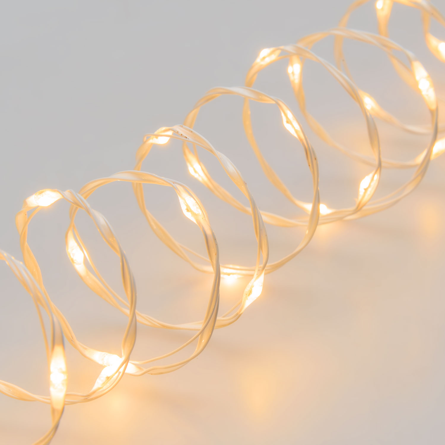 Catena MicroLED PRO di 25 m, 500 microled bianco extra caldo, cavo bianco 2 Catena MicroLED PRO di 25 m, 500 microled bianco extra caldo, cavo bianco 2