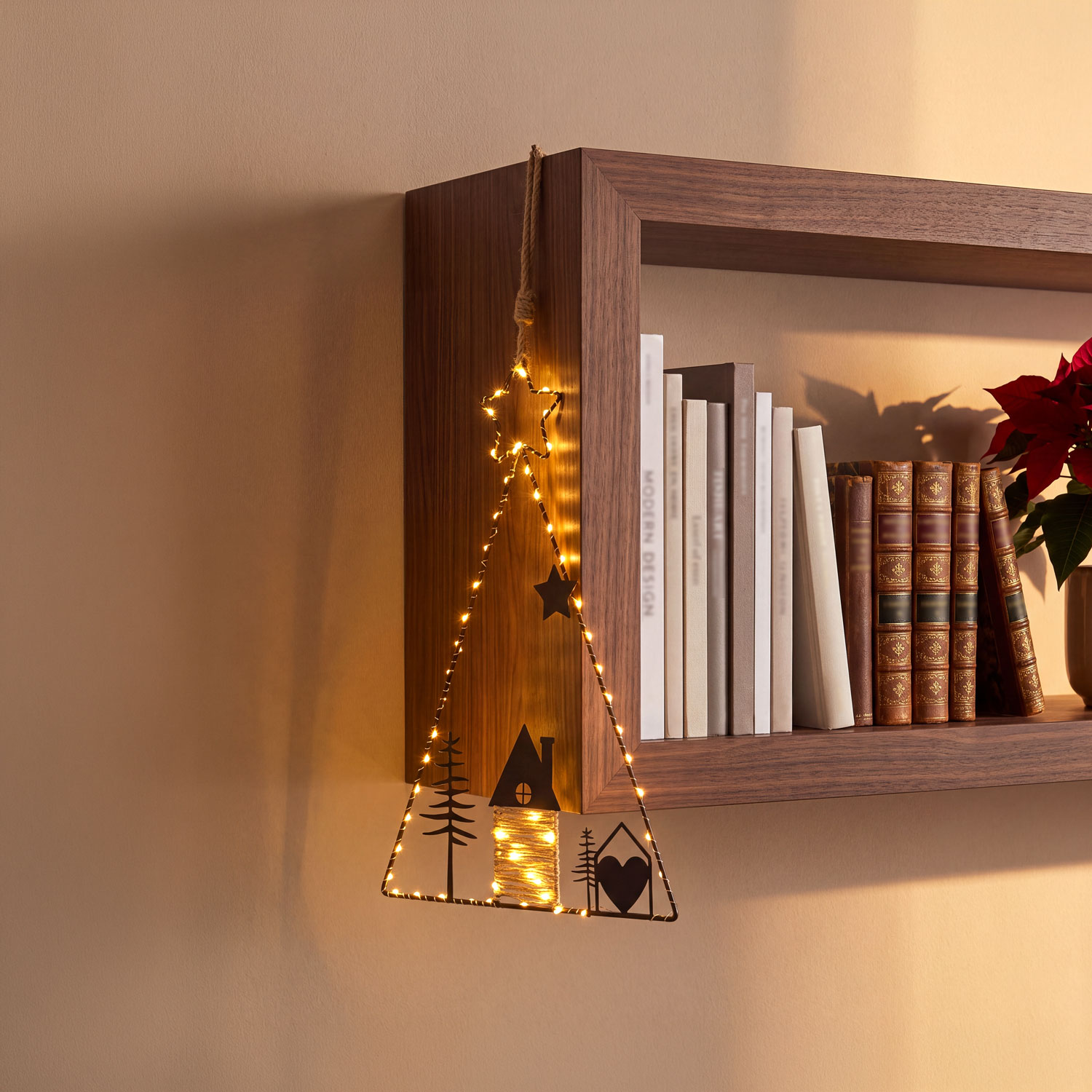 Arbre de Noël à piles à suspendre, h 41 cm, métal noir et microLED blanc chaud