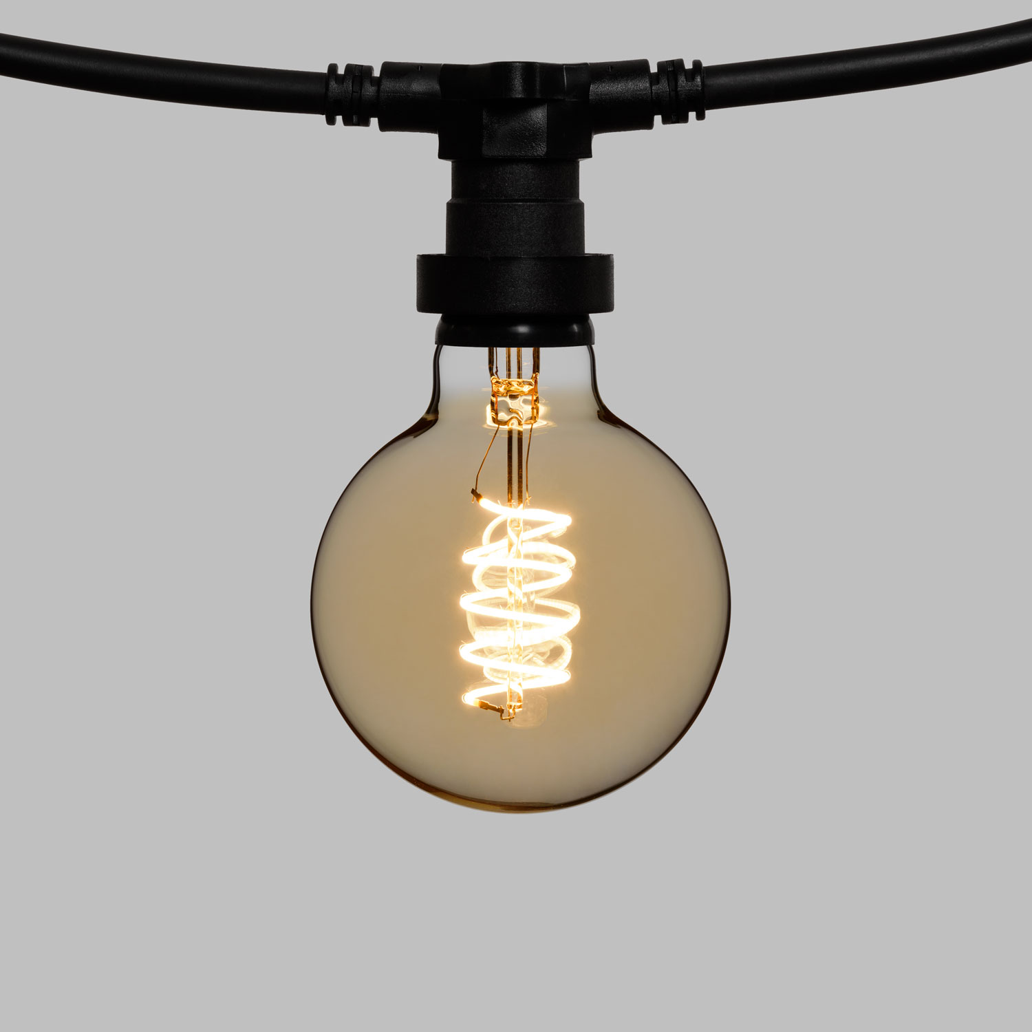 5m Lichterkette, 8 LED Globo Birnen 4 Watt Ø 95 mm, Spiral, schwarzes Kabel, erweiterbar 3 5m Lichterkette, 8 LED Globo Birnen 4 Watt Ø 95 mm, Spiral, schwarzes Kabel, erweiterbar 3