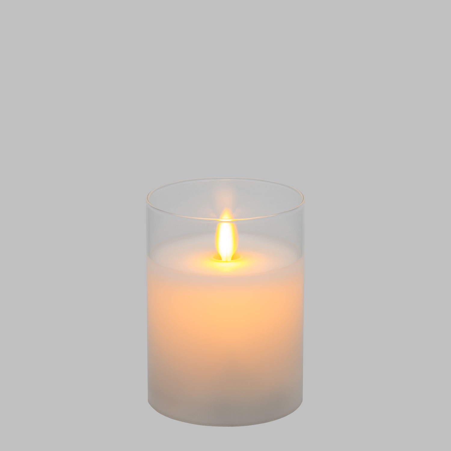 Weiße LED-Wachskerze im Glas, h 10 cm, Ø 7,5 cm, warmweiß 4 Weiße LED-Wachskerze im Glas, h 10 cm, Ø 7,5 cm, warmweiß 4