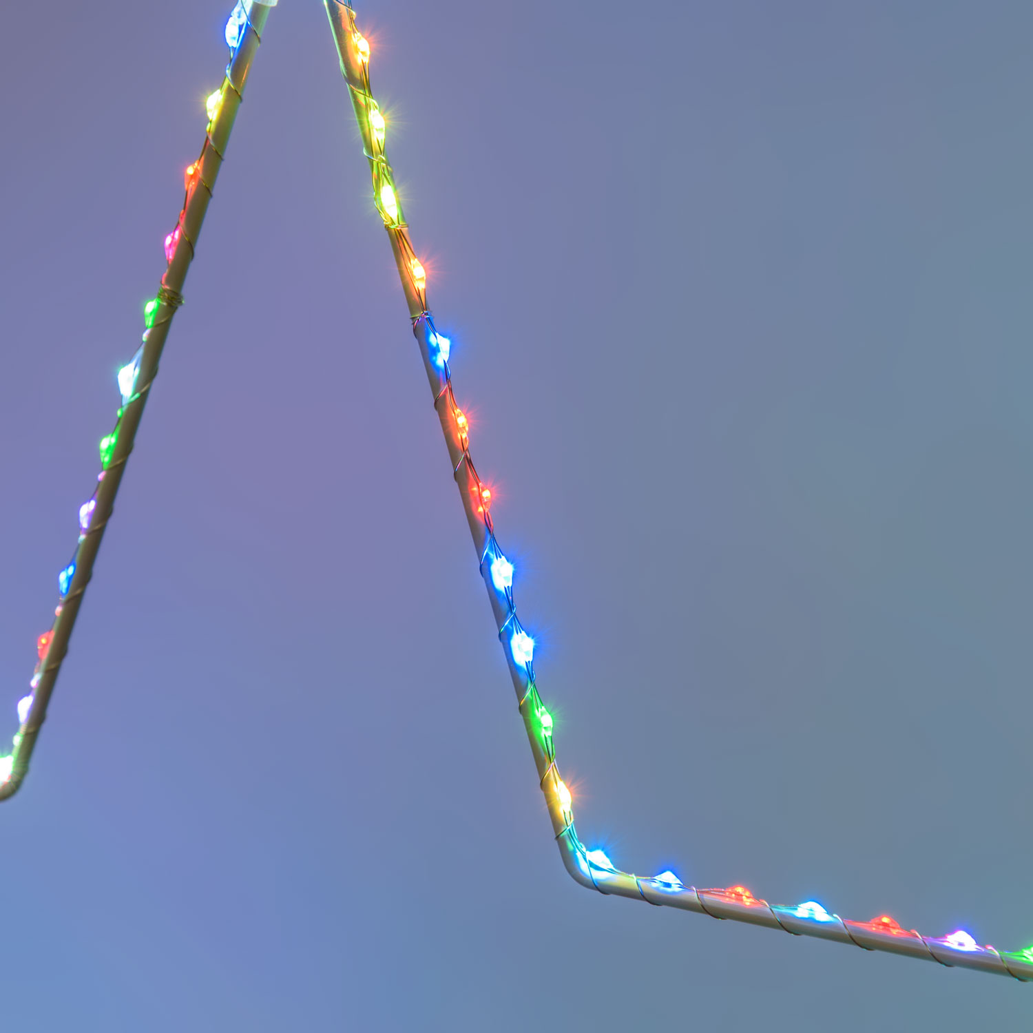Stern aus weißem Metall zum Aufhängen Ø 55 cm, 163 Micro LEDs RGB farbwechselnd 3 Stern aus weißem Metall zum Aufhängen Ø 55 cm, 163 Micro LEDs RGB farbwechselnd 3