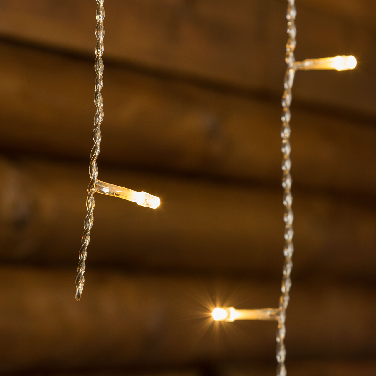 Eiszapfen-Lichterkette 2,7 x h 0,8 m, 66 LEDs warm- und kaltweiß 5 Eiszapfen-Lichterkette 2,7 x h 0,8 m, 66 LEDs warm- und kaltweiß 5